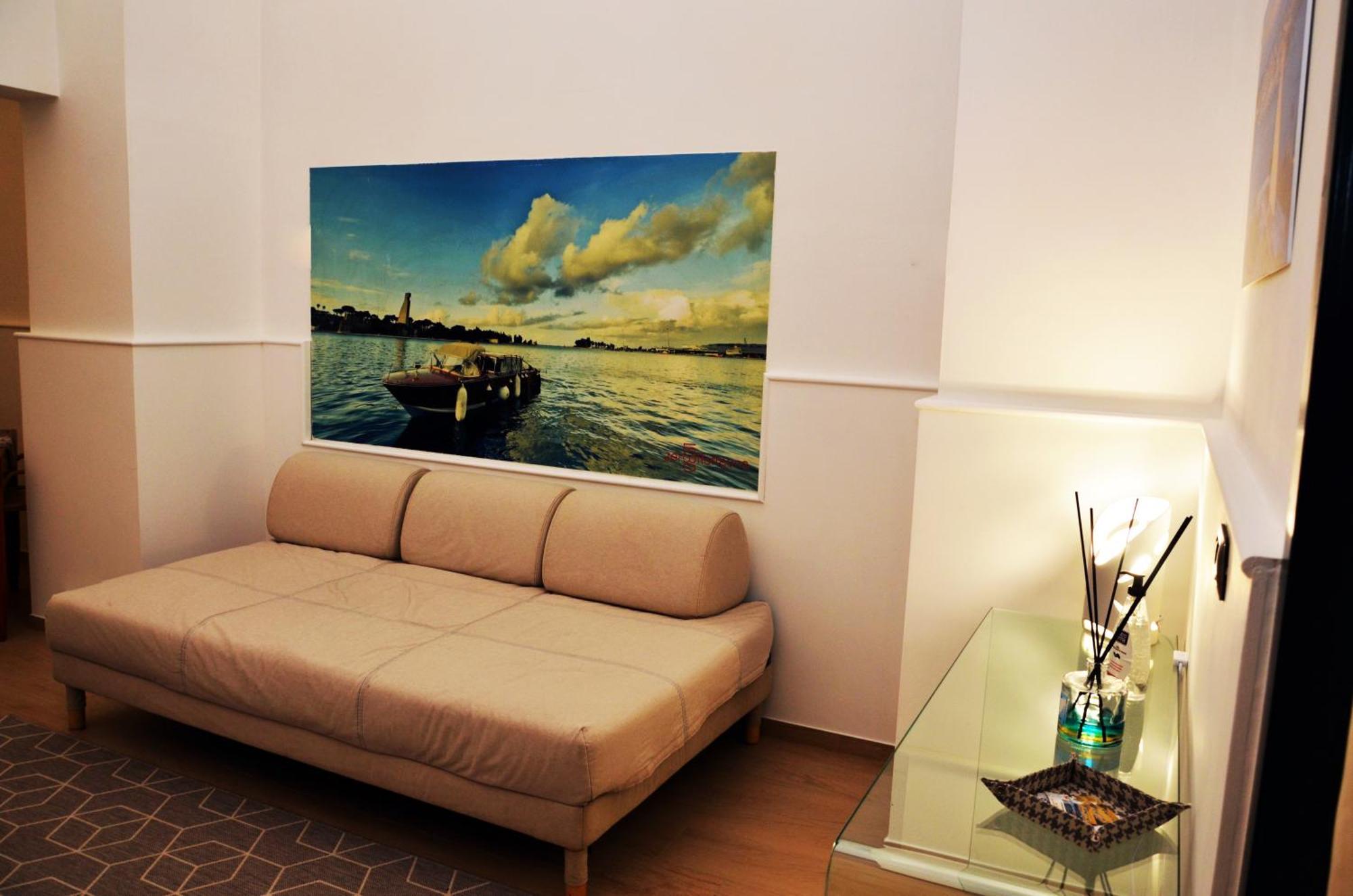 Conte Cavour Apartment Brindisi Bagian luar foto
