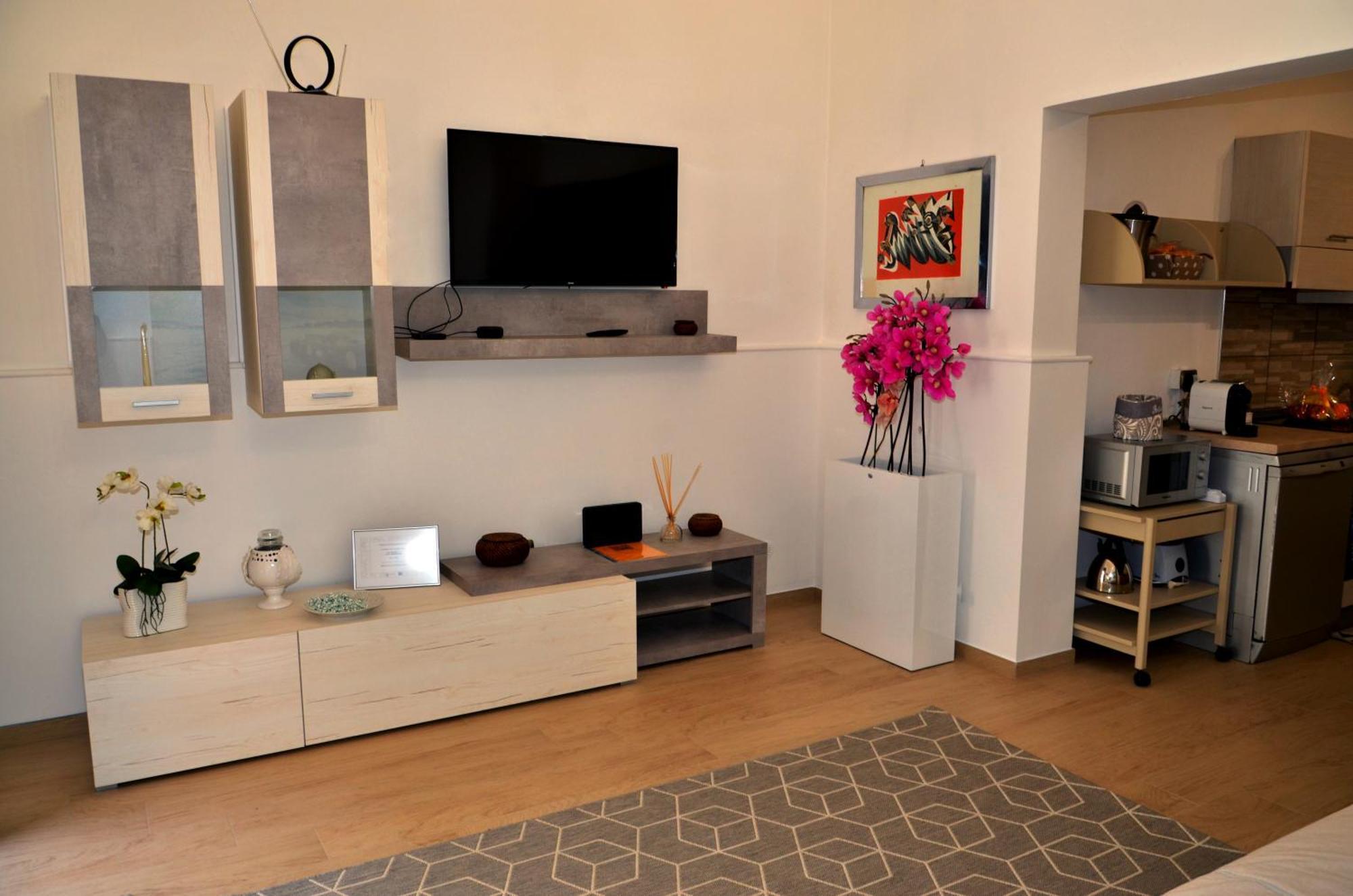 Conte Cavour Apartment Brindisi Bagian luar foto